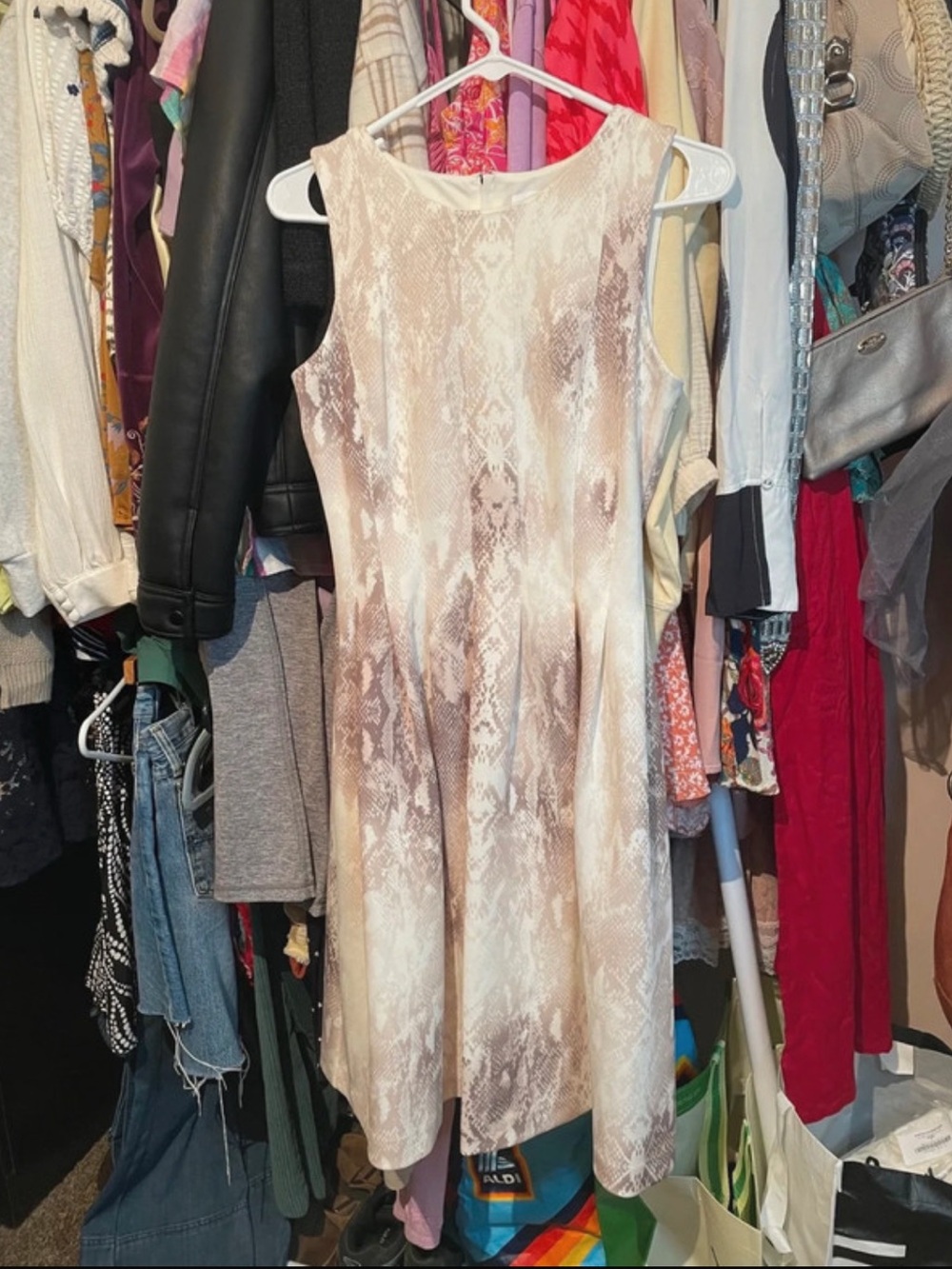 Calvin Klein dress size 2 snakeskin print and pockets